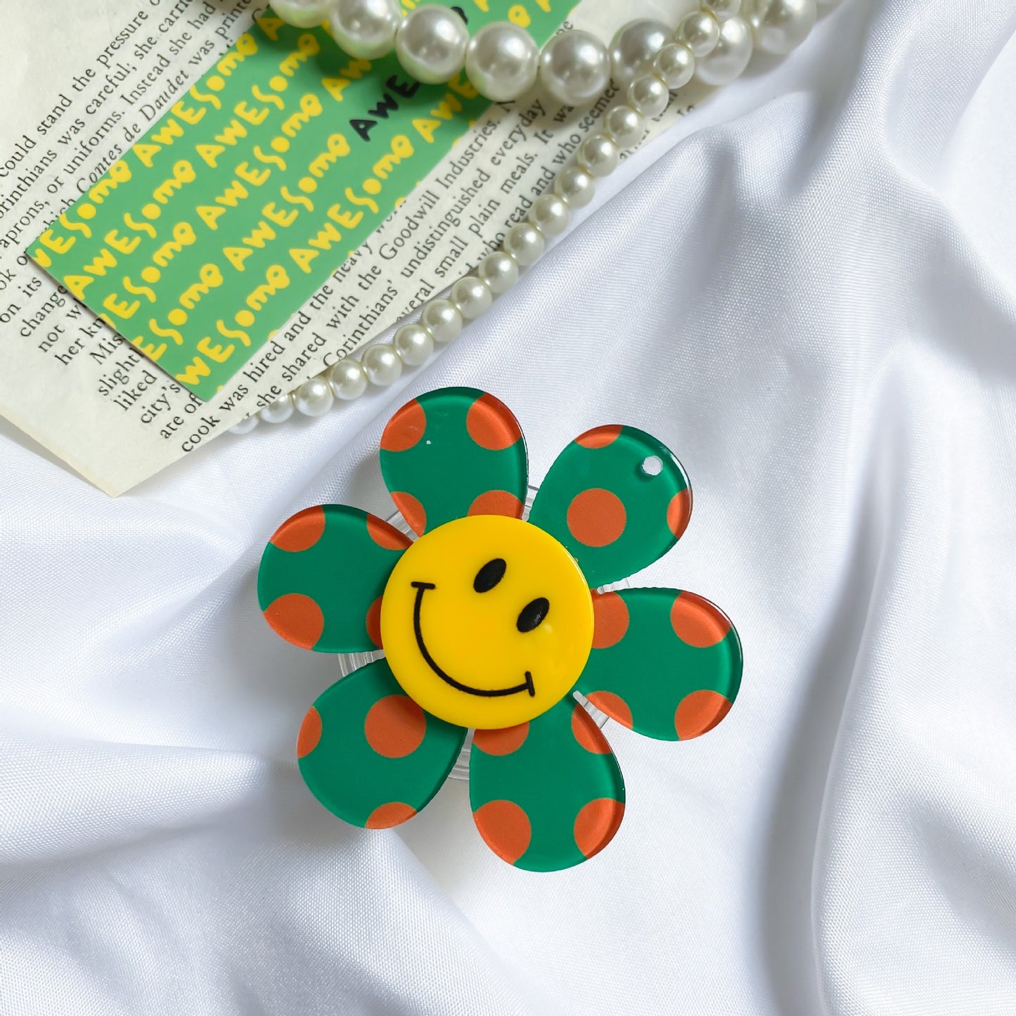 Smile Flower Phone Holder