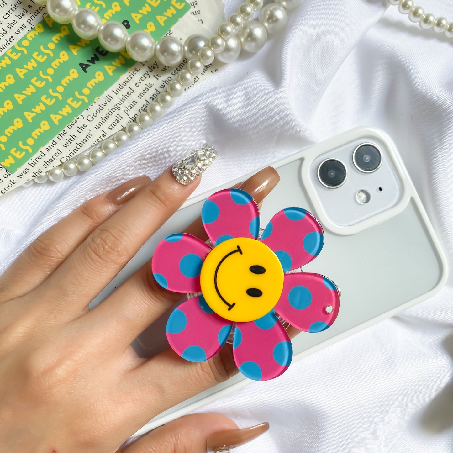 Smile Flower Phone Holder