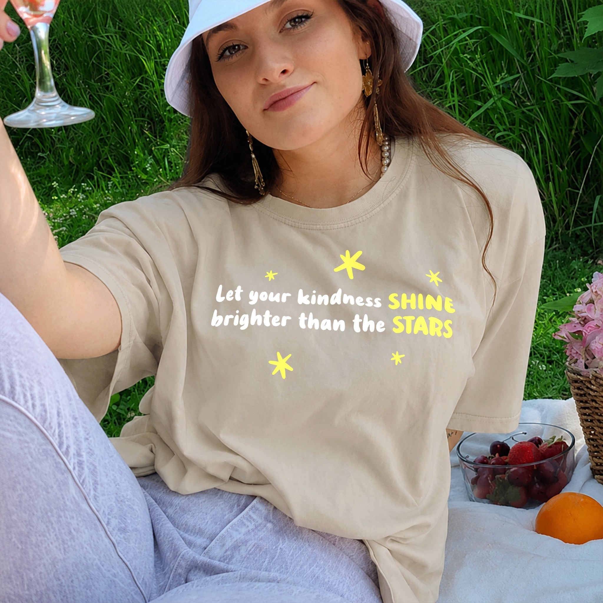 Let Your Kindness Shine Tee - Warm Sand front