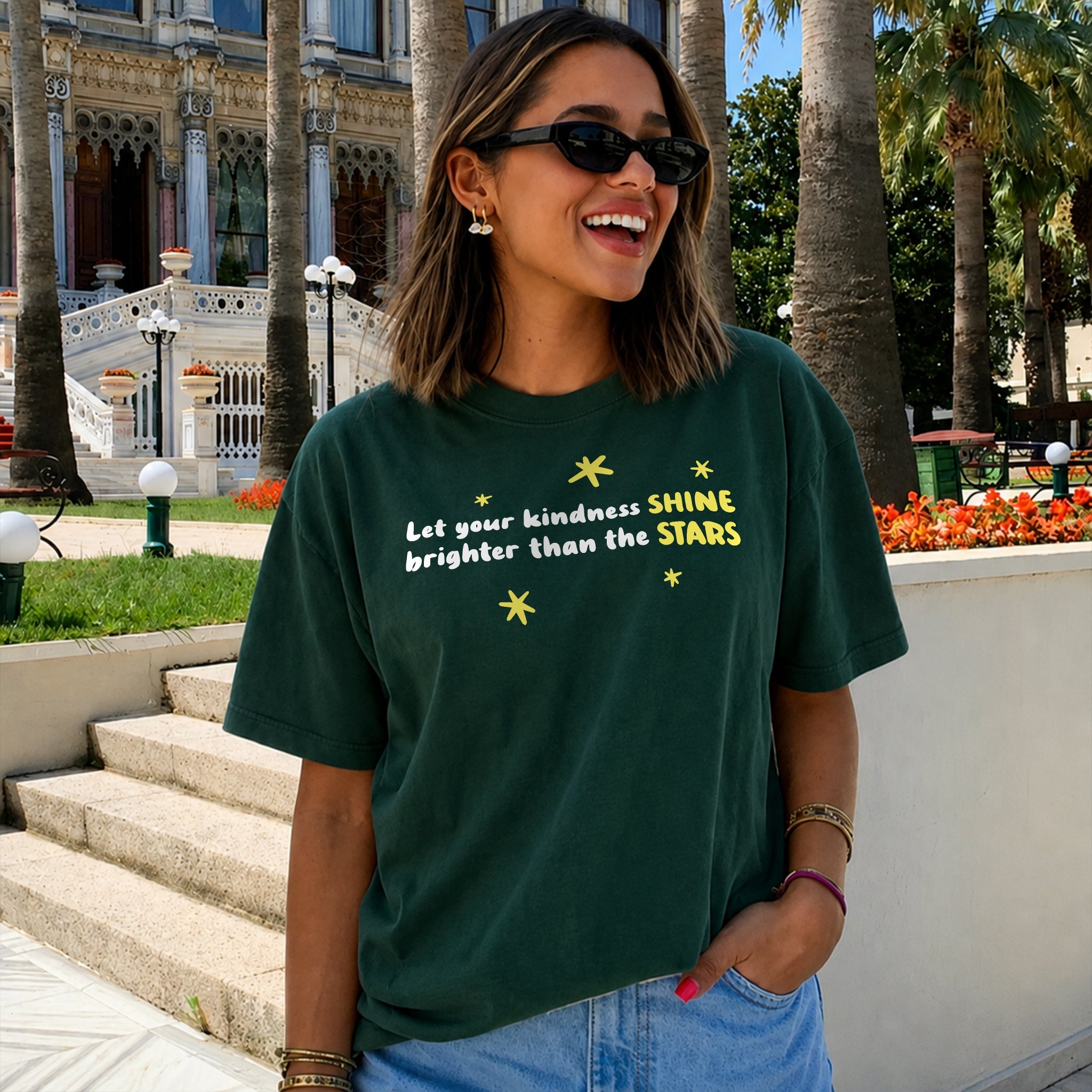 Let Your Kindness Shine Tee - Forest Green front