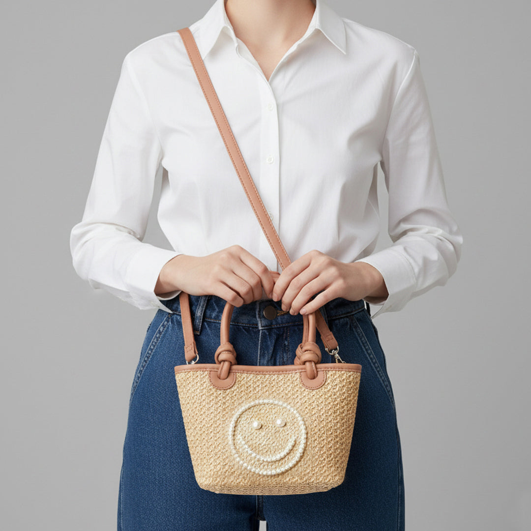 Straw Smile Bag